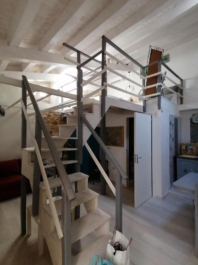 Il Cortiletto Di Via Minniti Syrakusa Exteriör bild